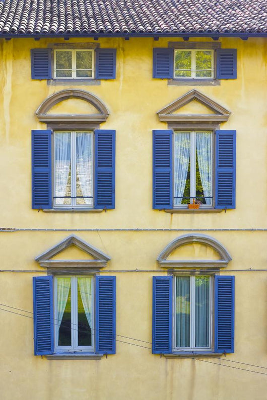 Italian Architecturecolorful Windows and