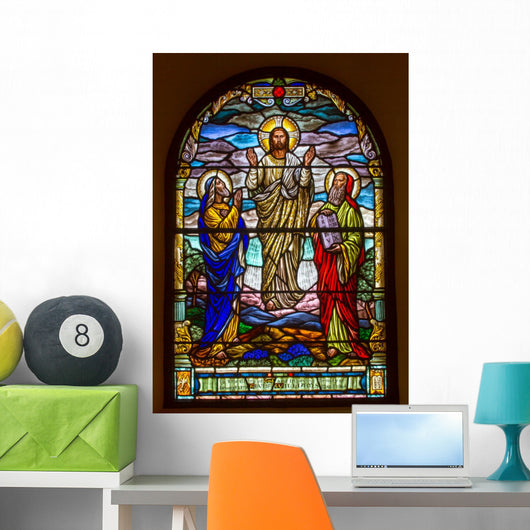 Jesus Comes from Heaven