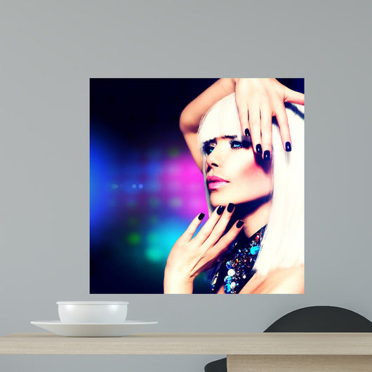 Fashion Disco Party Girl