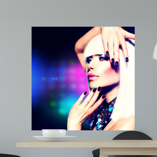 Fashion Disco Party Girl