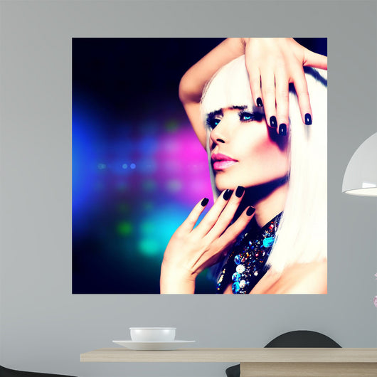 Fashion Disco Party Girl