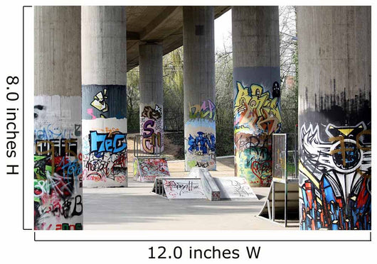 Grafitti Sulen Einer Brcke