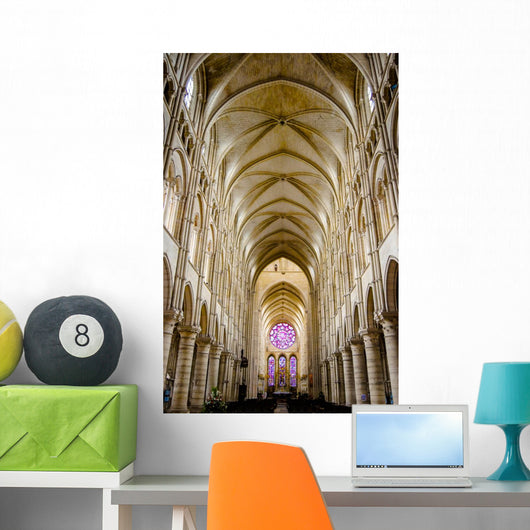 Nave Gothic Church