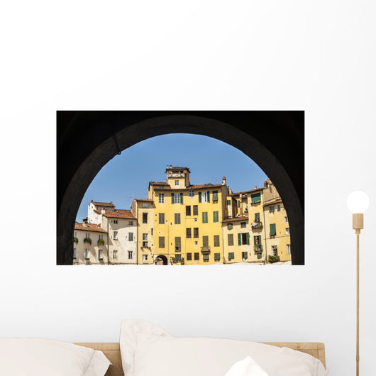 Lucca Piazza Anfiteatro