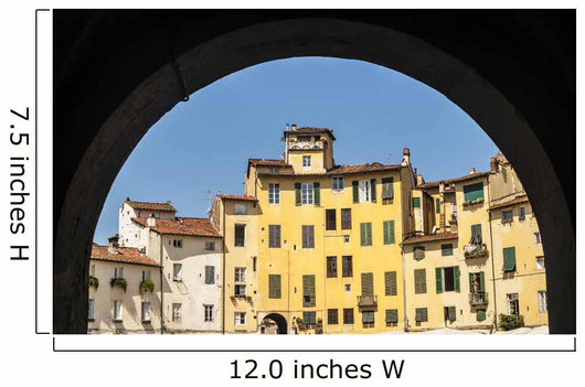 Lucca Piazza Anfiteatro