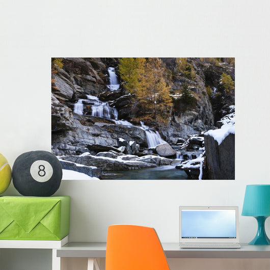 Lillaz waterfall Wall Mural