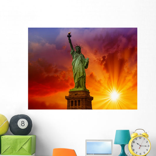 Wonderful Upward Statue Liberty