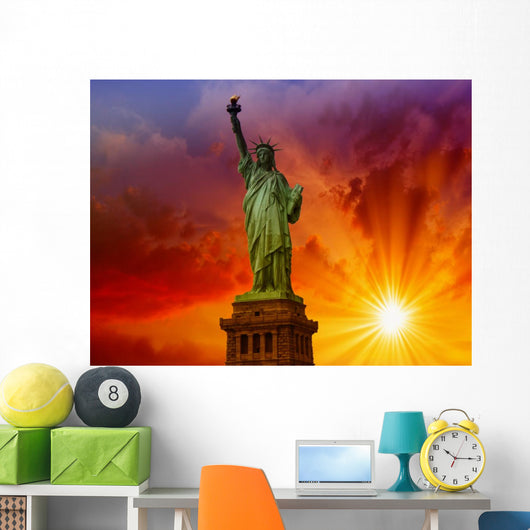 Wonderful Upward Statue Liberty
