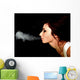 Femme Fumer Wall Mural