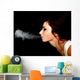 Femme Fumer Wall Mural