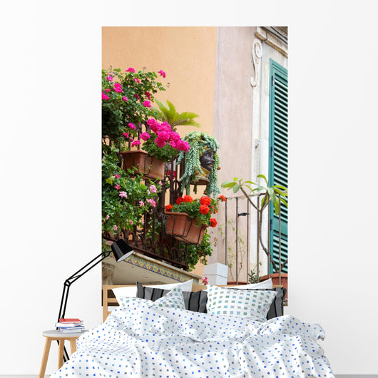 Gerani Su Balcone Wall Mural