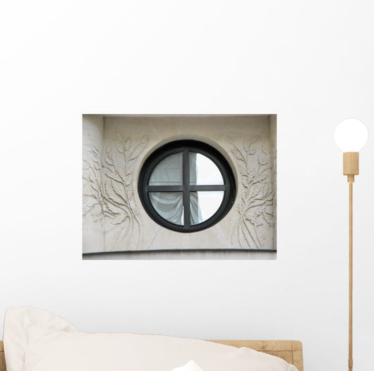 Bulls-eye Stone Facade
