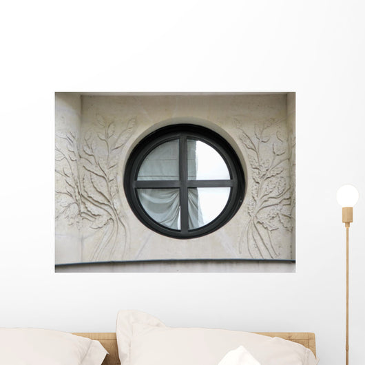 Bulls-eye Stone Facade