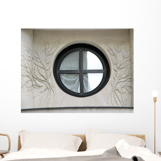 Bulls-eye Stone Facade