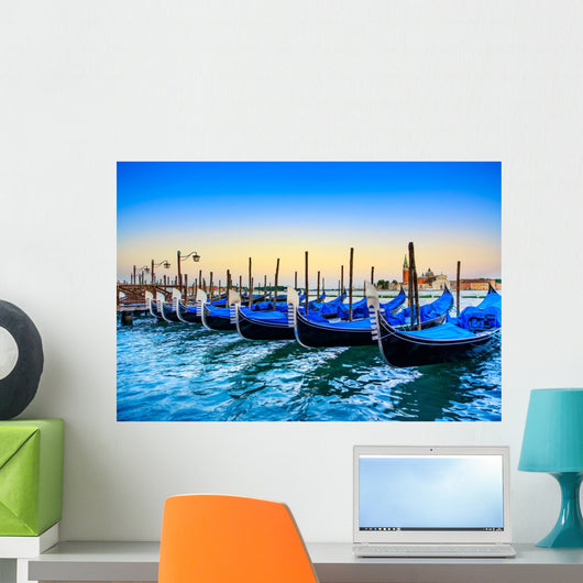 Venice Gondolas or Gondole Wall Decal