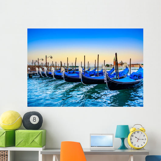 Venice Gondolas or Gondole Wall Decal