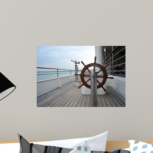 Steuerrad Und Fernrohr Auf Wall Decal