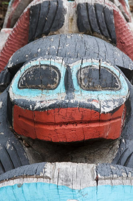 Totem Pole Detail Wall Decal