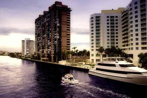 Ft Lauderdale Views Wall Decal