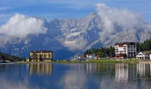 Lago Di Misurina E Wall Decal