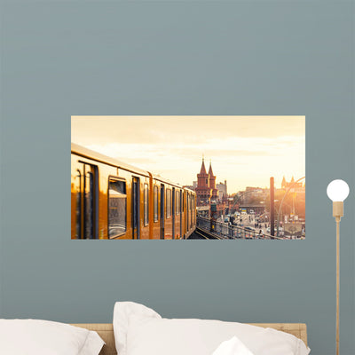 Berlin Oberbaumbrcke shown on a wall