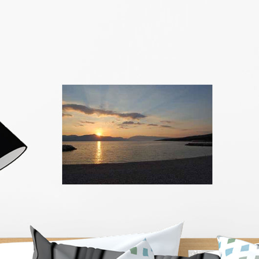 Hepatic Soleil Wall Decal
