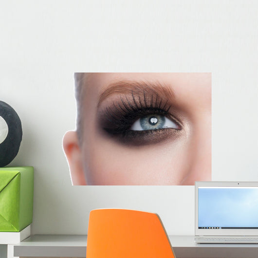 Eye makeup Wall Mural