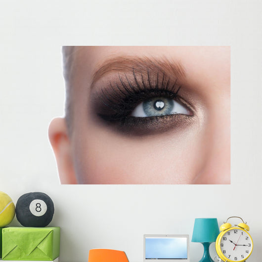 Eye makeup Wall Mural