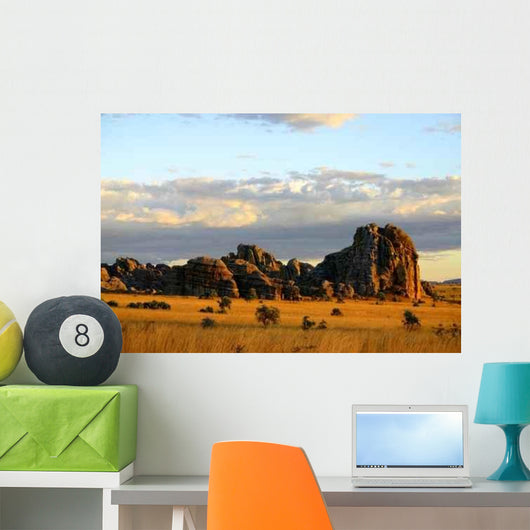 Isalo Wall Decal