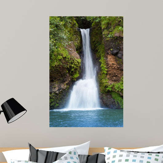 Mauritius.falls in "Valley of 23 colors of the Earth" 