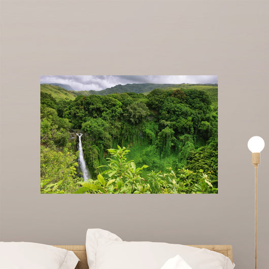 Makahiku falls in Waimoku falls trail 