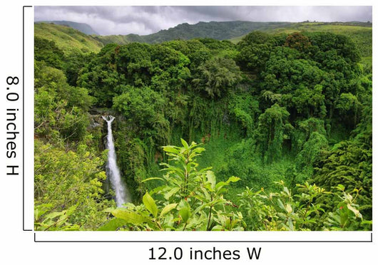 Makahiku falls in Waimoku falls trail 