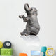 sitzender Elefant 