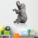 sitzender Elefant 