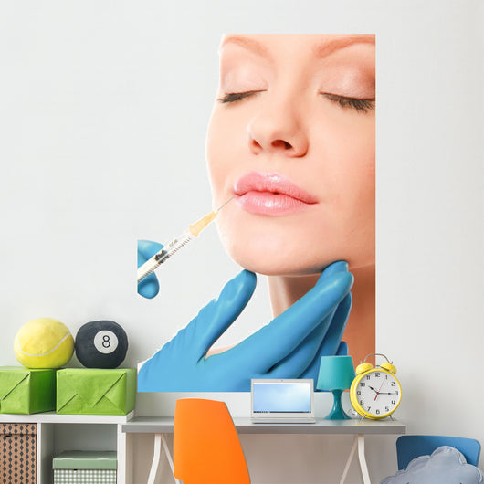 Beautiful Woman Getting Injection in Her Face 