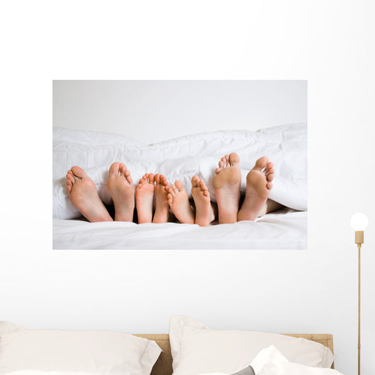 Feet family 