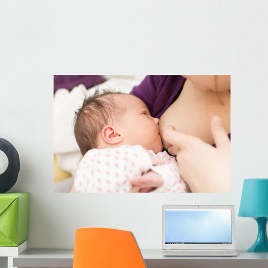  breastfeeding newborn baby 
