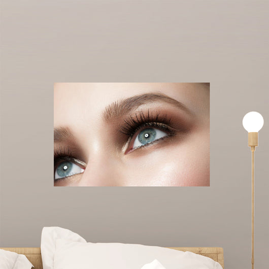 Eye makeup Wall Mural