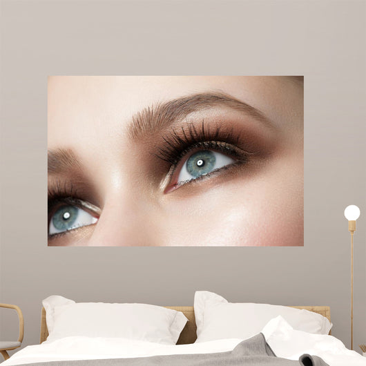 Eye makeup Wall Mural