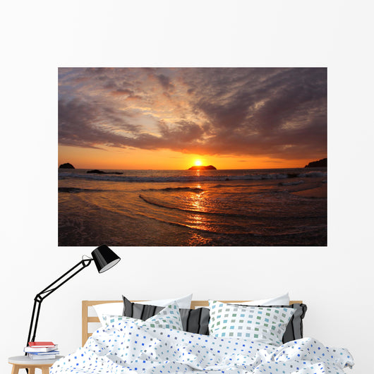 Sunset in Manuel Antonio National Park (Costa Rica) Wall Mural