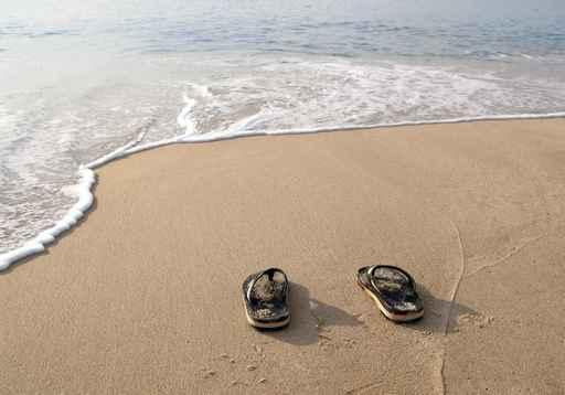 Pair Flip Flops Sand Wall Decal