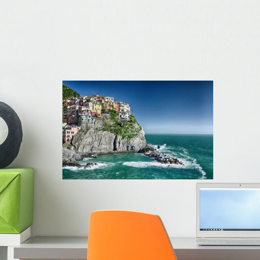 Manarola, Cinque Terre. Wonderful Coastal Colors in Spring Seaso 