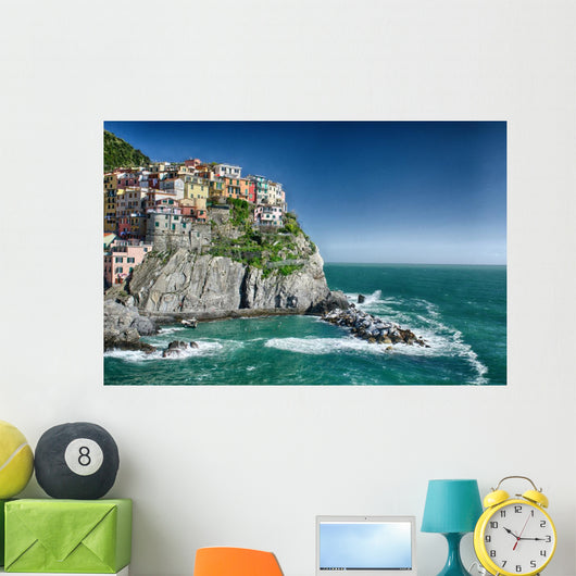 Manarola, Cinque Terre. Wonderful Coastal Colors in Spring Seaso 