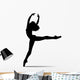 silhouette di ballerina su sfondo bianco 