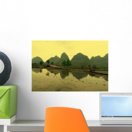 Riviere Yulong Wall Decal