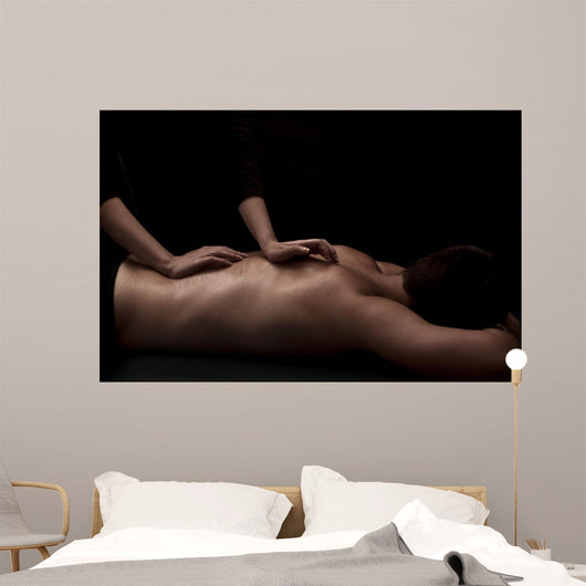Back massage Wall Mural