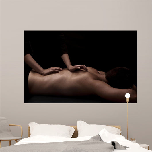 Back massage Wall Mural
