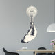 Main Tenant Une Ampoule Wall Decal