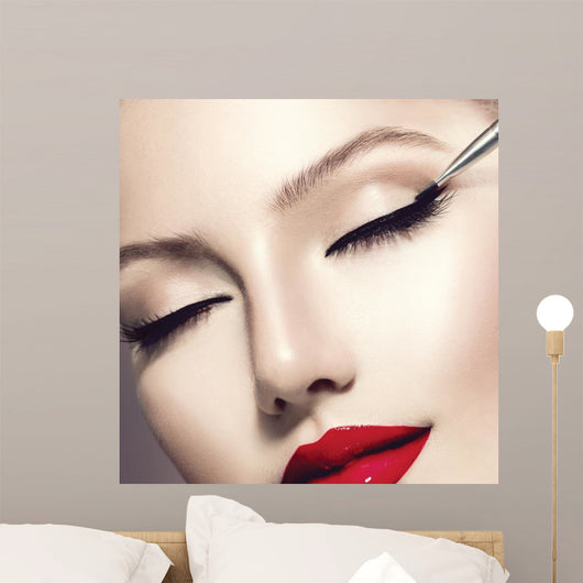 Makeup Perfect Make-up Applying