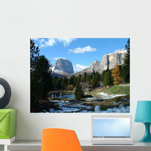 To Sassolungo Wall Decal